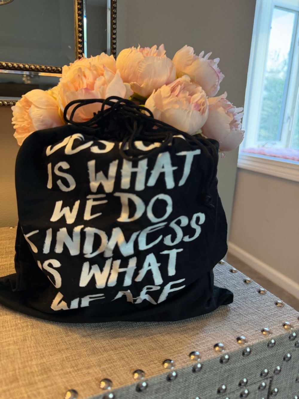 NWT Kurt Geiger Showstopper Pink Crystal Embellished Mini Tote Gold Double Chain - Picture 9 of 10